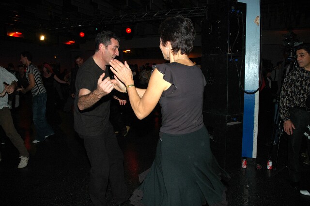 min 2005 11 12 fous swing 269
